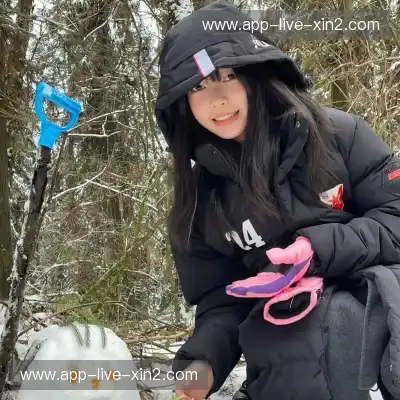 束婉义